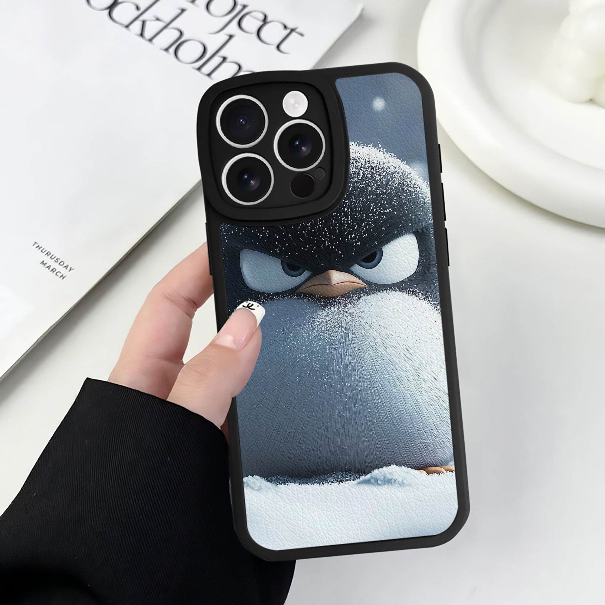 （画像用） Angry Birds アングリーバード 【iPhone 16シリーズ対応】シリコンスマホケース（レザー調） 材質：シリコン